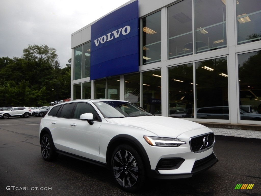 Crystal White Metallic 2020 Volvo V60 Cross Country T5 AWD Exterior Photo #134341614