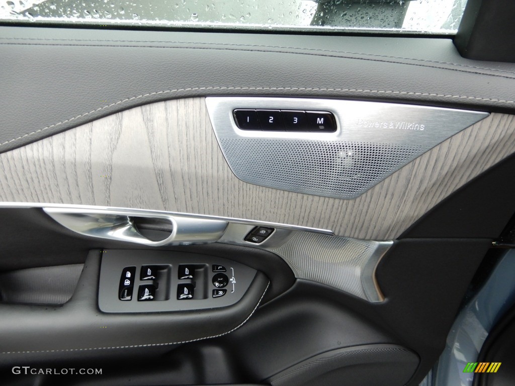 2020 Volvo XC90 T6 AWD Inscription Charcoal Door Panel Photo #134342376