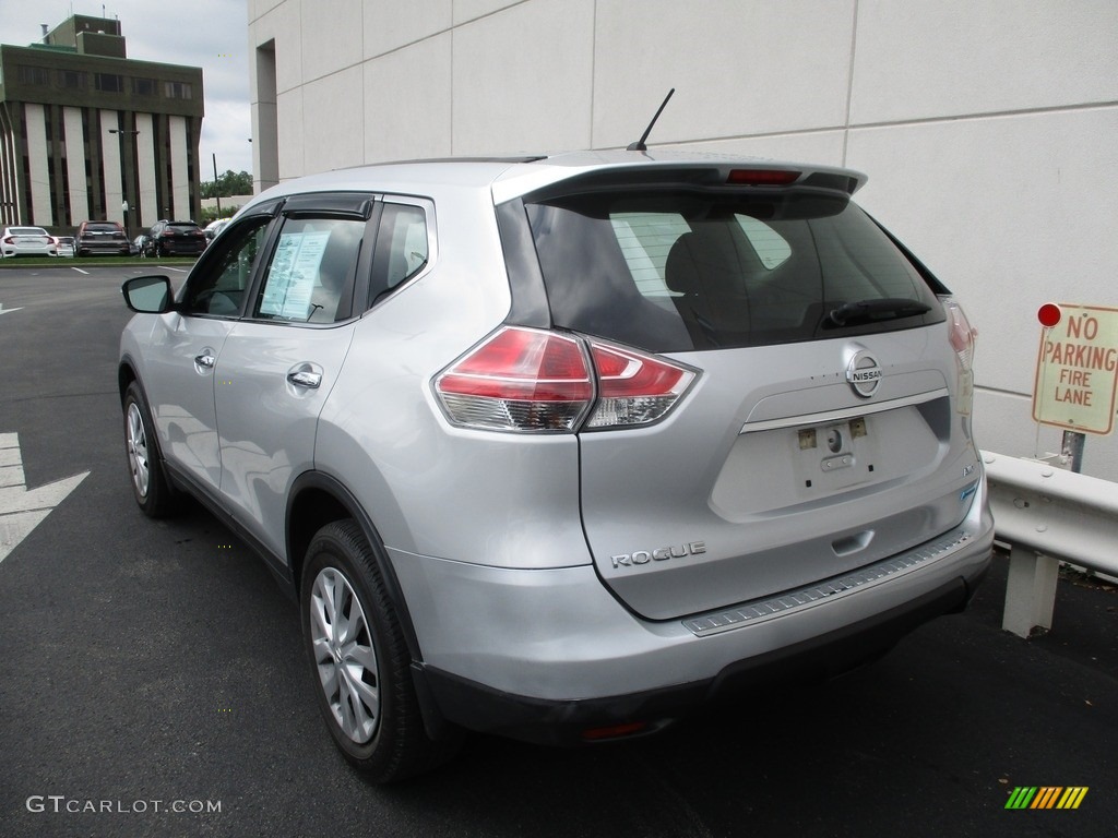 2014 Rogue SV AWD - Brilliant Silver / Charcoal photo #3