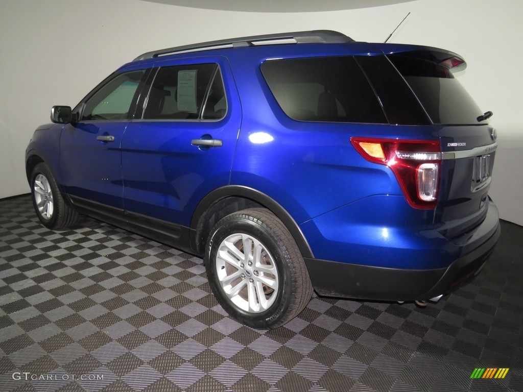 2015 Explorer 4WD - Deep Impact Blue / Medium Light Stone photo #9