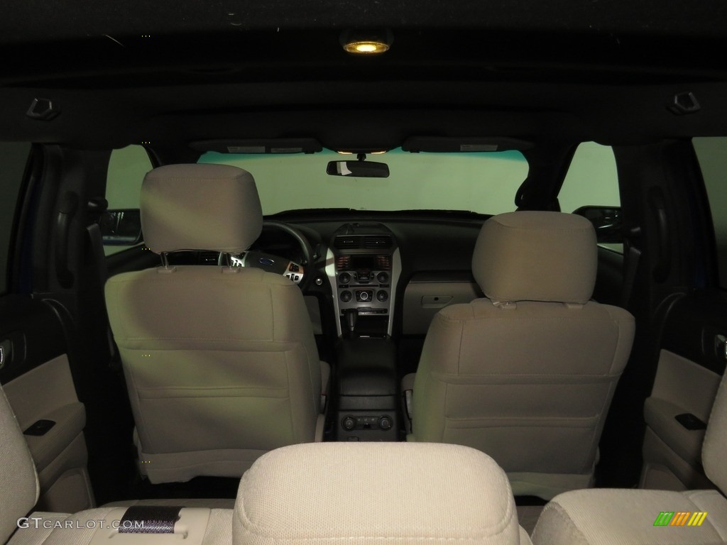 2015 Explorer 4WD - Deep Impact Blue / Medium Light Stone photo #13