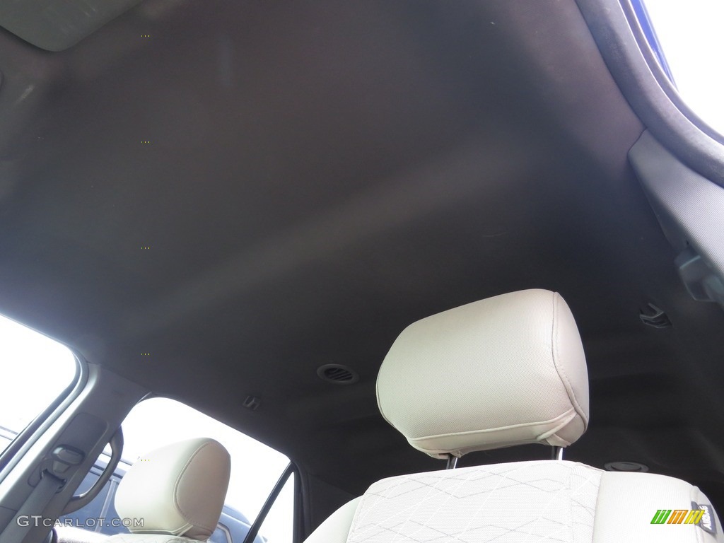 2015 Explorer 4WD - Deep Impact Blue / Medium Light Stone photo #42