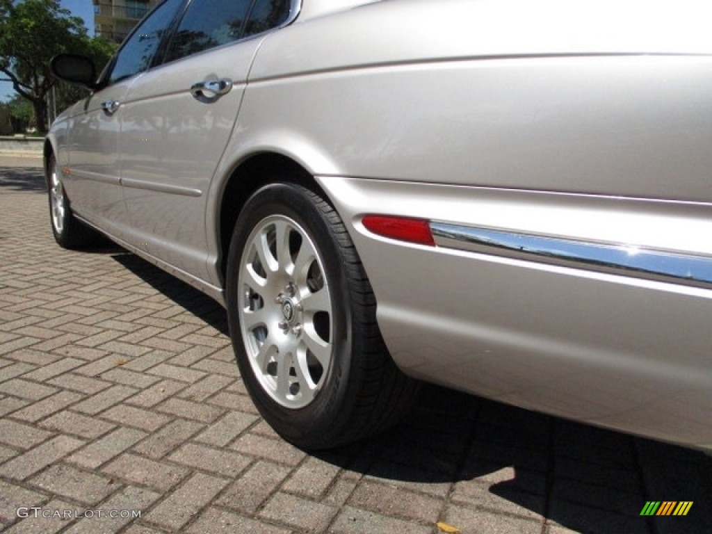 2004 XJ XJ8 - Platinum Silver Metallic / Sand photo #29