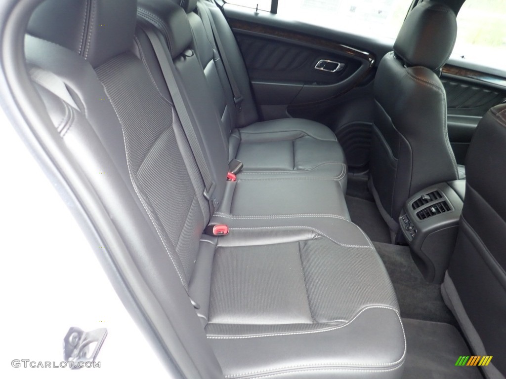 2018 Ford Taurus Limited AWD Rear Seat Photos