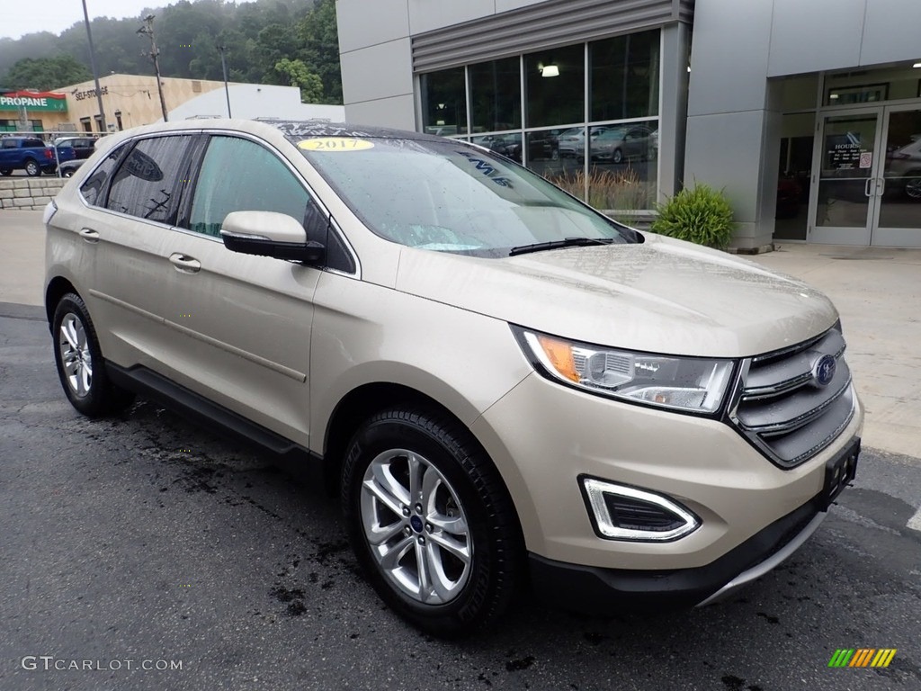 2017 Edge SEL AWD - White Gold Metallic / Ebony photo #9