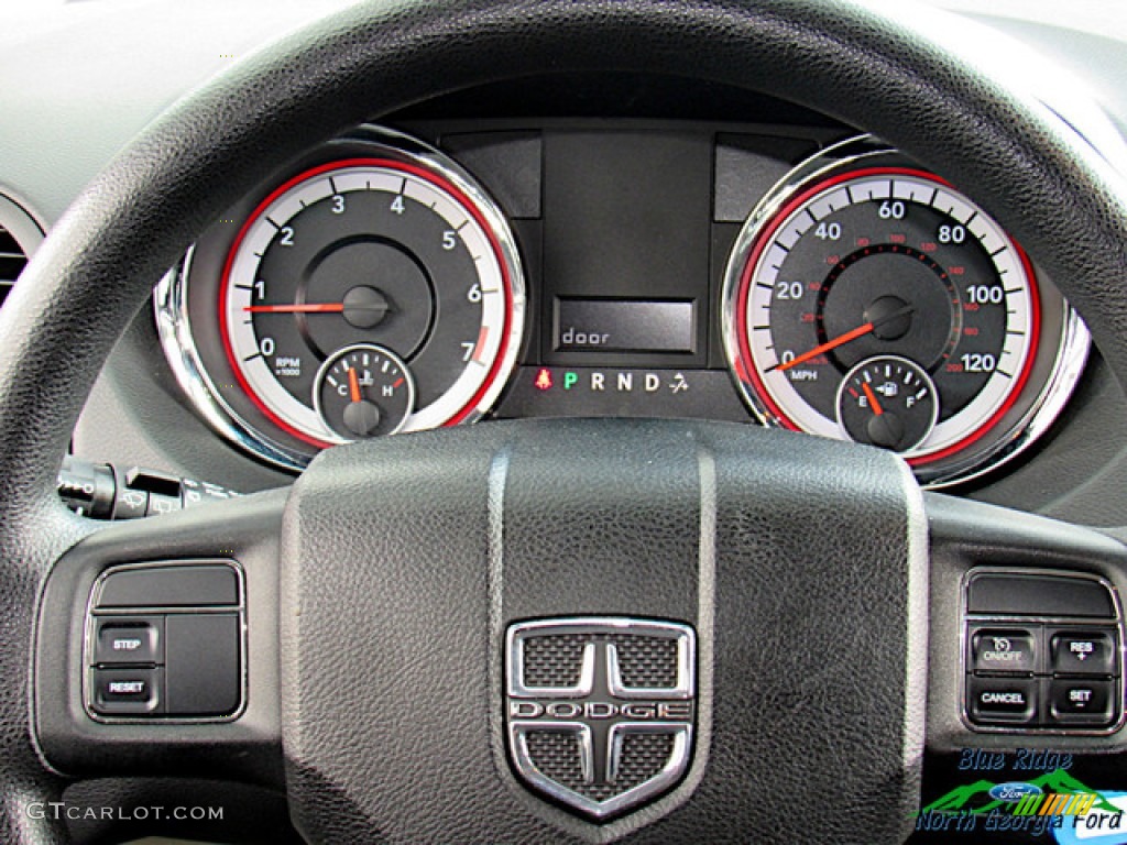 2011 Grand Caravan Express - Dark Charcoal Pearl / Black/Light Graystone photo #19