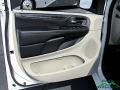 Stone White - Grand Caravan SE Photo No. 27