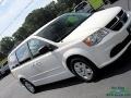 Stone White - Grand Caravan SE Photo No. 32