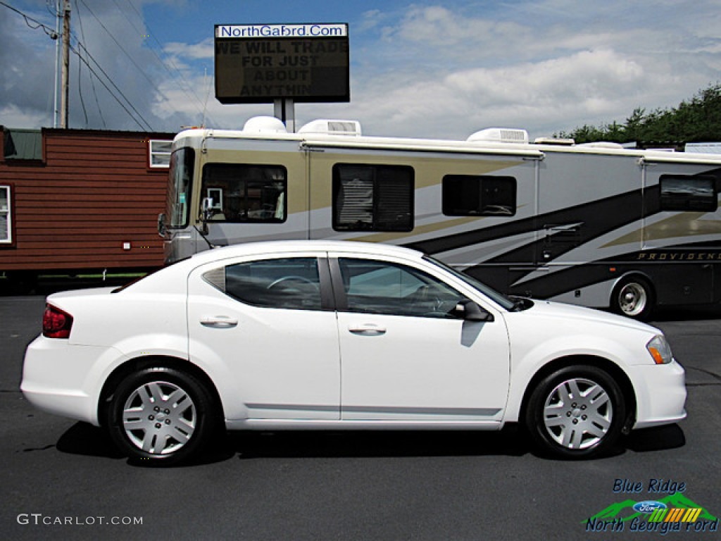 2013 Avenger SE V6 - New Bright White / Black/Light Frost Beige photo #6