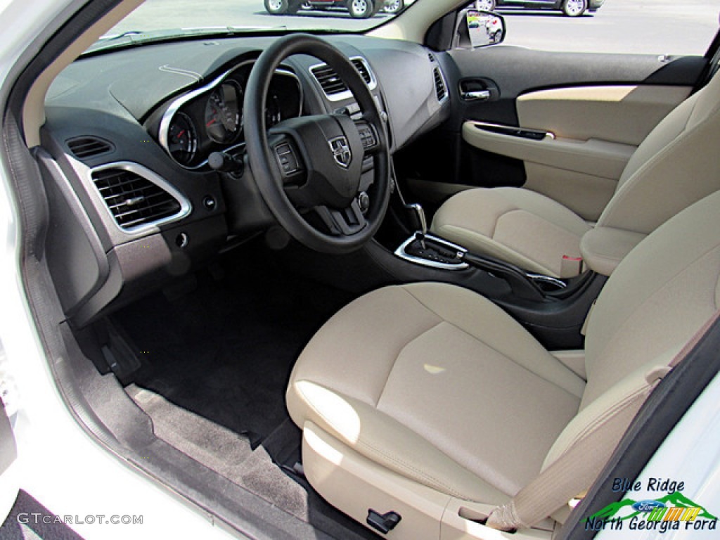 2013 Avenger SE V6 - New Bright White / Black/Light Frost Beige photo #25