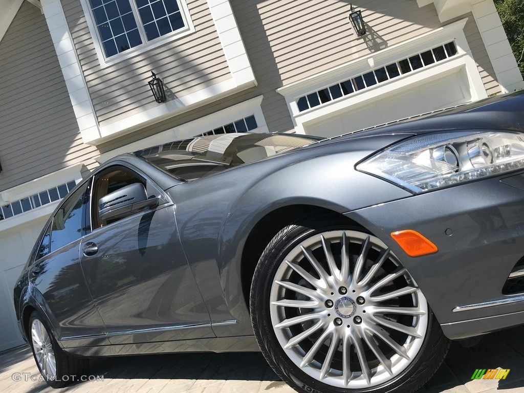 2010 S 550 4Matic Sedan - Flint Grey Metallic / Cashmere/Savanna photo #21