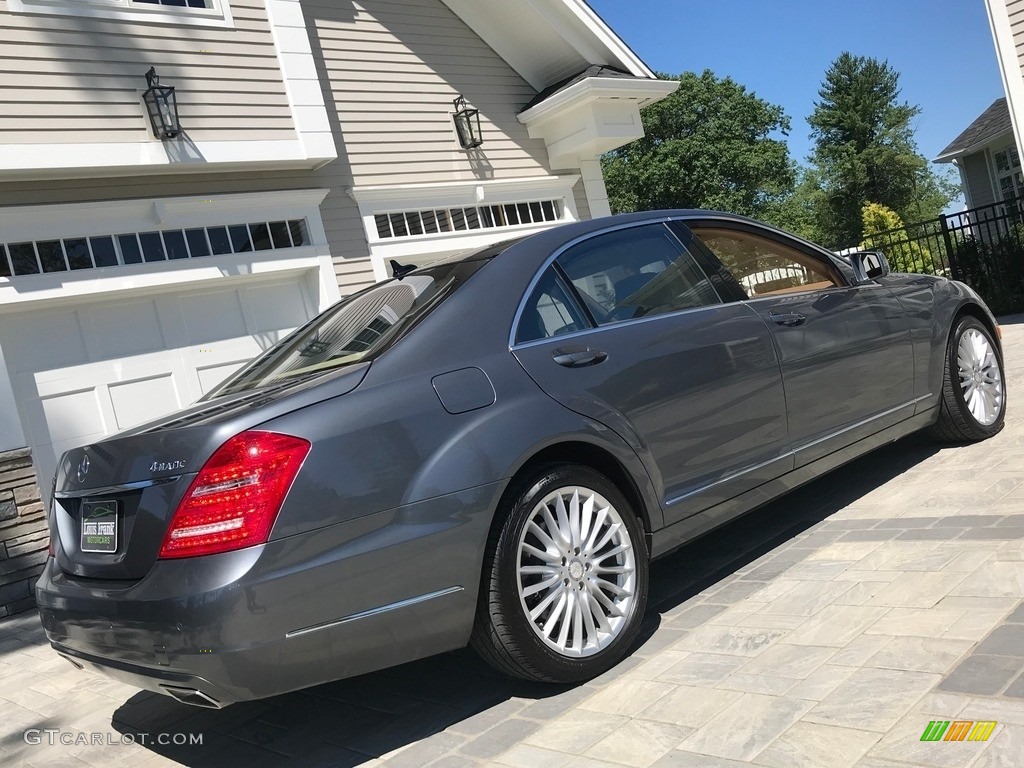 2010 S 550 4Matic Sedan - Flint Grey Metallic / Cashmere/Savanna photo #147