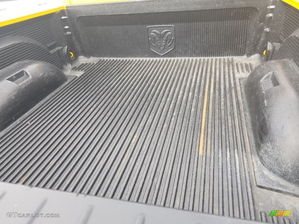 2008 Ram 1500 Laramie Quad Cab 4x4 - Detonator Yellow / Medium Slate Gray photo #6