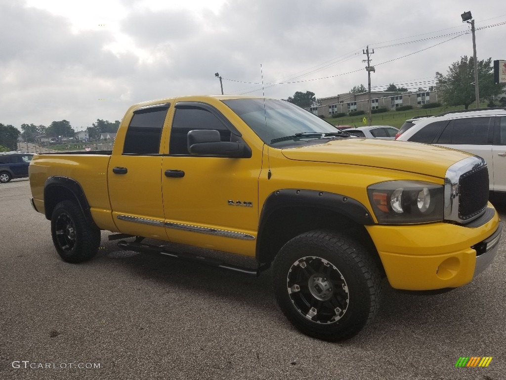 2008 Ram 1500 Laramie Quad Cab 4x4 - Detonator Yellow / Medium Slate Gray photo #17