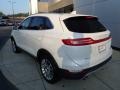 White Platinum - MKC Reserve AWD Photo No. 3