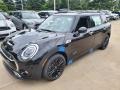 Midnight Black - Clubman Cooper S All4 Photo No. 4