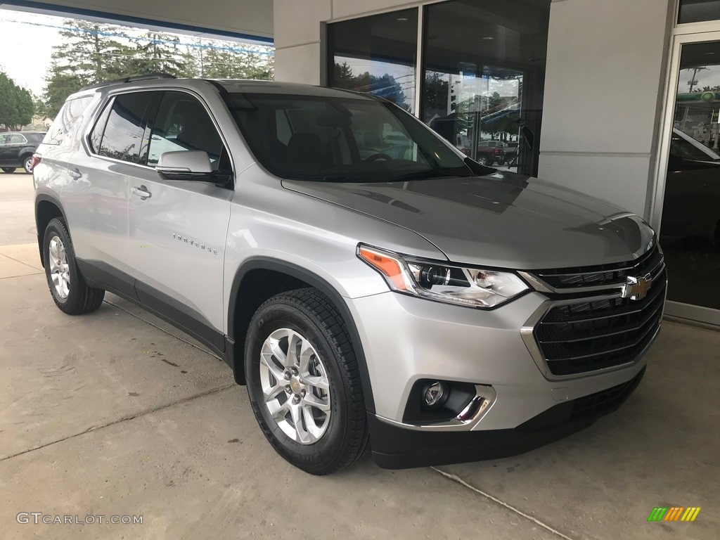 Silver Ice Metallic Chevrolet Traverse