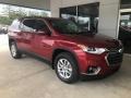 Front 3/4 View of 2020 Traverse LT