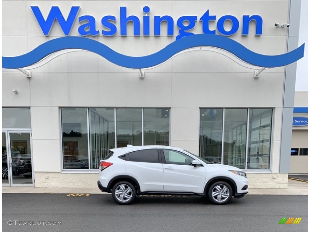 Platinum White Pearl Honda HR-V