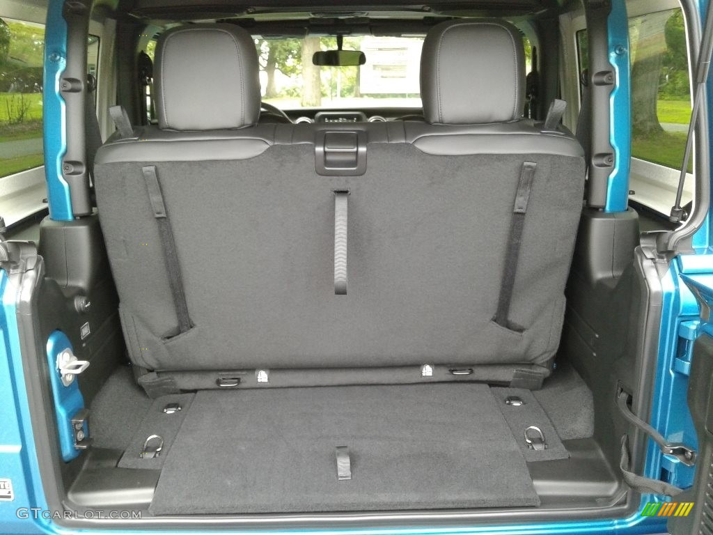 2019 Jeep Wrangler Rubicon 4x4 Trunk Photo #134401462