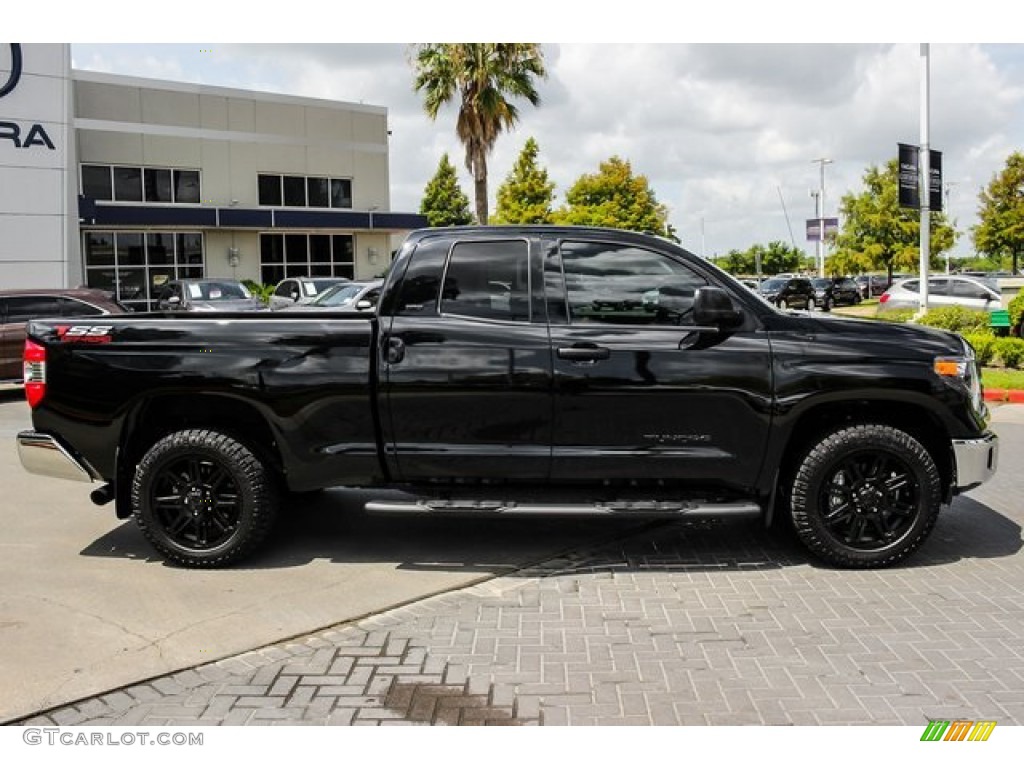 Midnight Black Metallic 2019 Toyota Tundra TSS Off Road Double Cab Exterior Photo #134402710