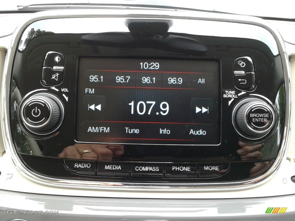 2019 Fiat 500 Pop Controls Photo #134403382