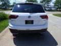 Pure White - Tiguan SEL 4MOTION Photo No. 5