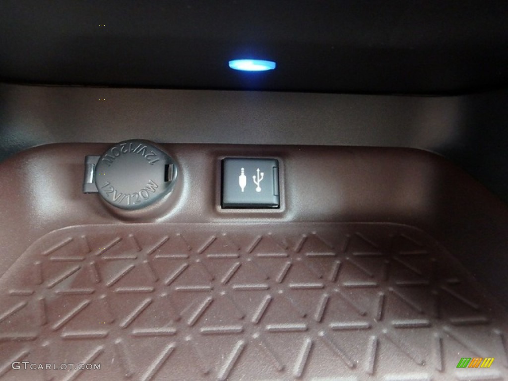 2019 RAV4 Limited AWD Hybrid - Blizzard White Pearl / Black photo #15