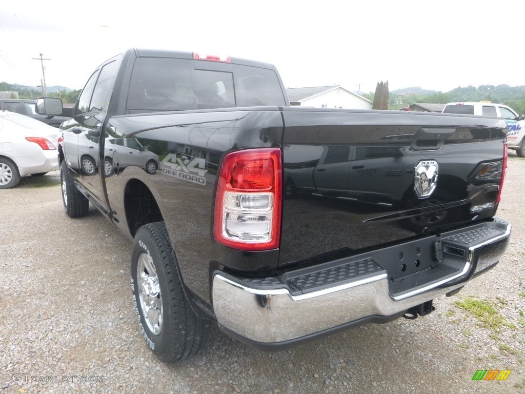 2019 2500 Tradesman Crew Cab 4x4 - Black Forest Green Pearl / Black photo #3