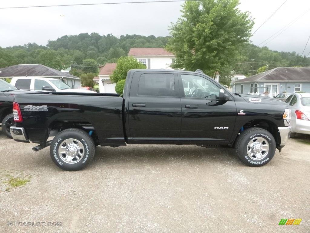 2019 2500 Tradesman Crew Cab 4x4 - Black Forest Green Pearl / Black photo #6