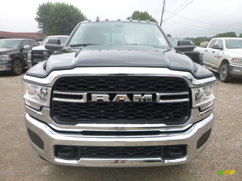 2019 2500 Tradesman Crew Cab 4x4 - Black Forest Green Pearl / Black photo #8