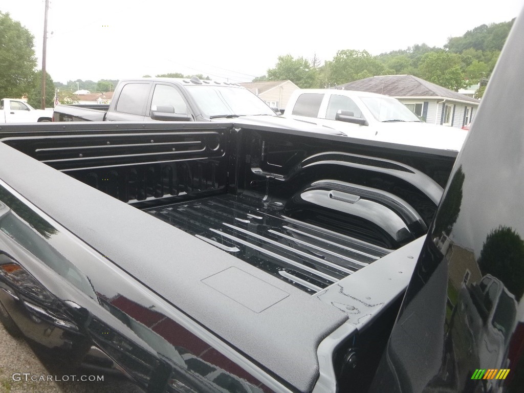 2019 2500 Tradesman Crew Cab 4x4 - Black Forest Green Pearl / Black photo #13