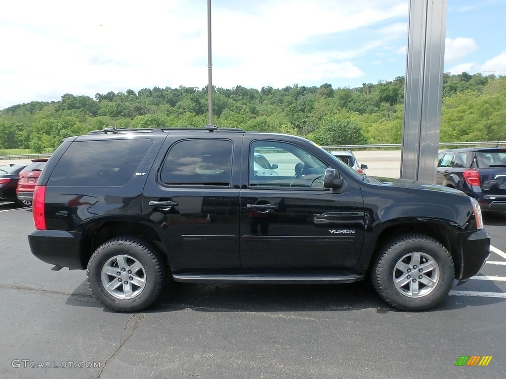 2013 Yukon SLT 4x4 - Onyx Black / Ebony photo #5