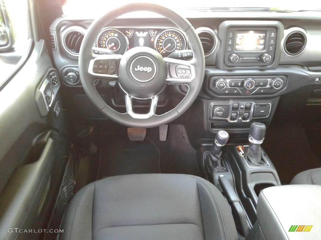 2020 Gladiator Sport 4x4 - Black / Black photo #23