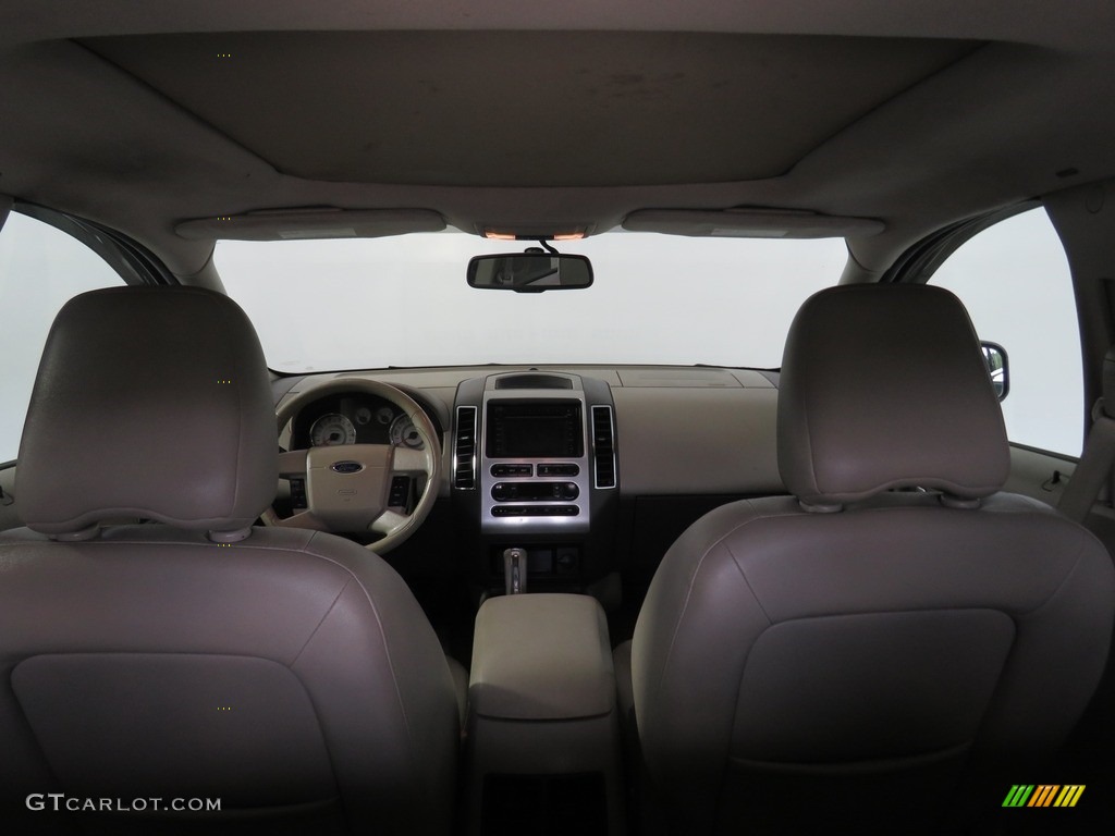 2007 Edge SEL Plus AWD - Black / Medium Light Stone photo #14