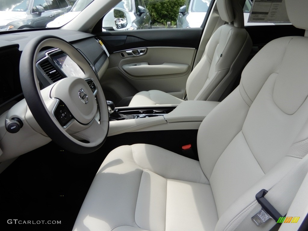 Blond Interior 2020 Volvo XC90 T5 AWD Momentum Photo #134429628