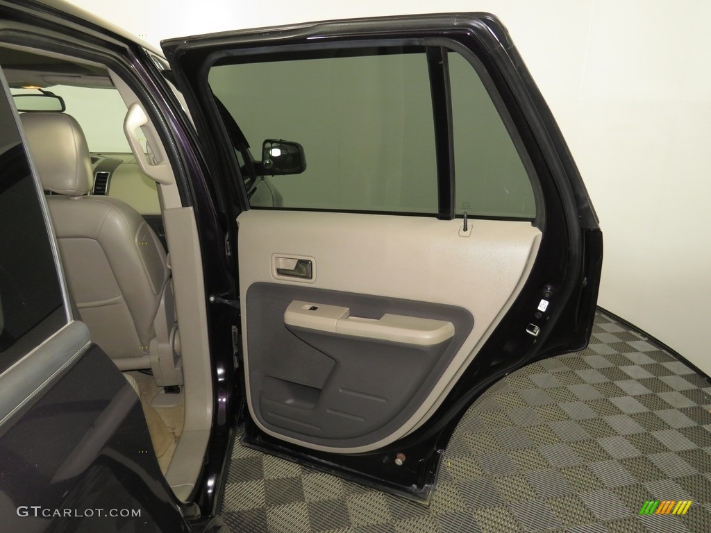2007 Edge SEL Plus AWD - Black / Medium Light Stone photo #23