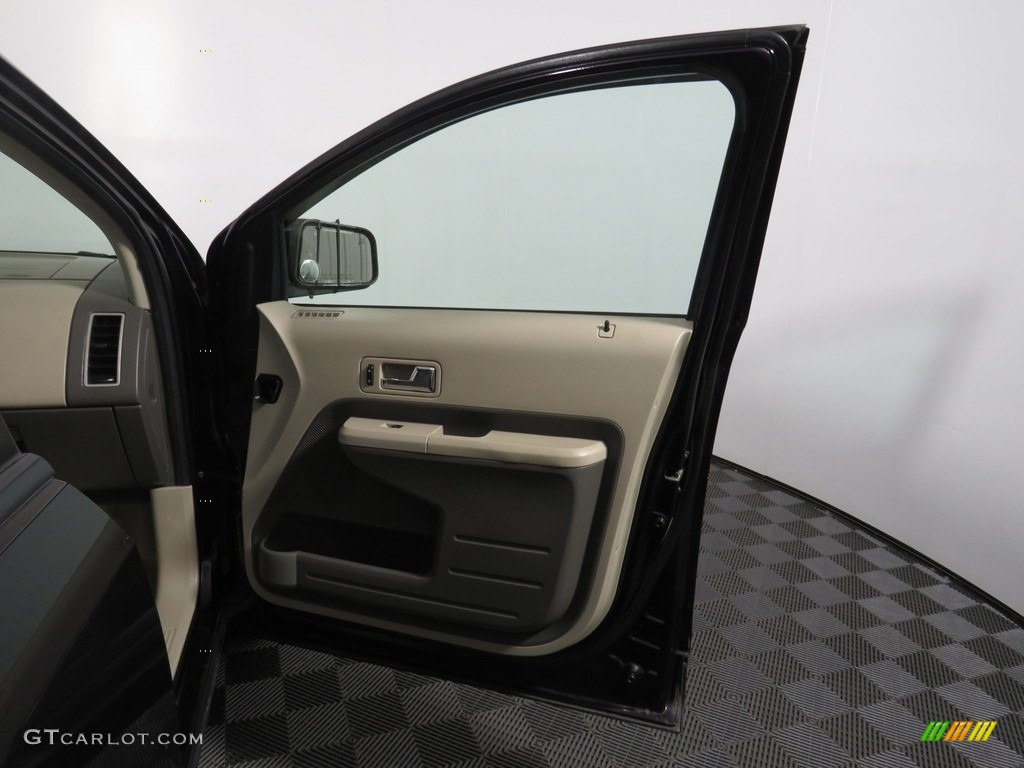 2007 Edge SEL Plus AWD - Black / Medium Light Stone photo #25