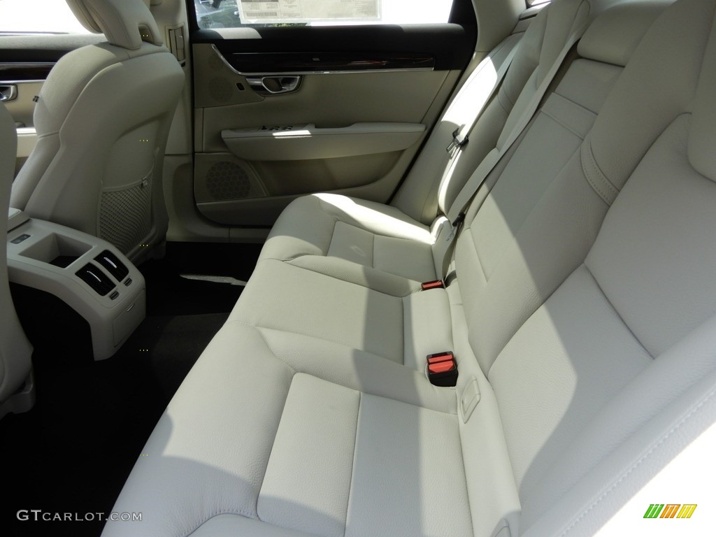 2019 Volvo S90 T6 AWD Momentum Rear Seat Photo #134430969