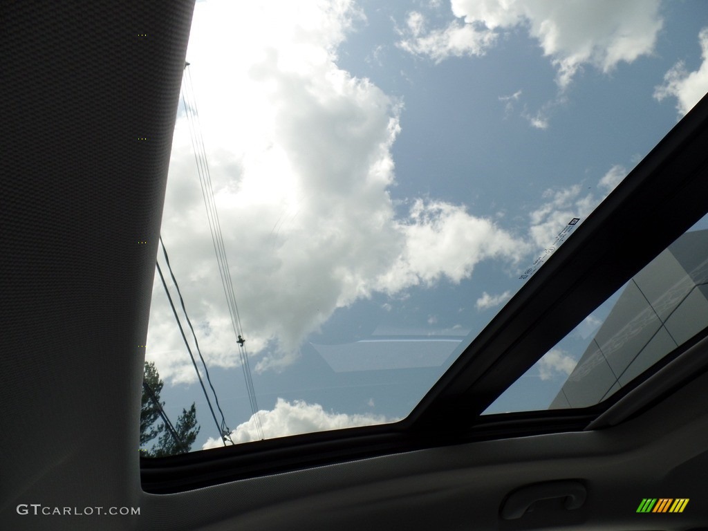 2019 Impala Premier - Iridescent Pearl Tricoat / Jet Black/­Dark Titanium photo #41