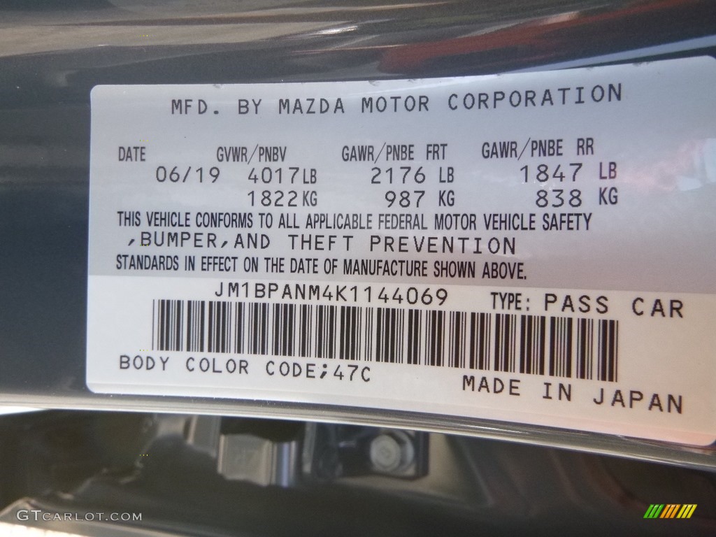 2019 MAZDA3 Hatchback - Polymetal Gray Mica / Red photo #12
