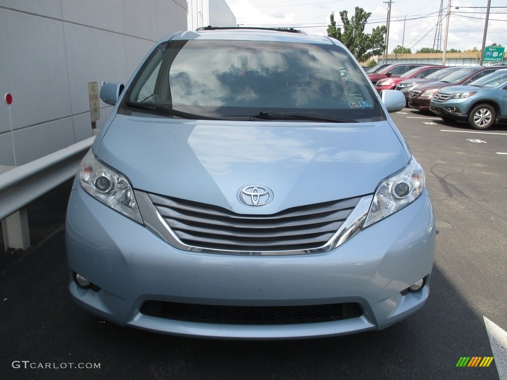 2015 Sienna XLE AWD - Sky Blue Pearl / Ash photo #9