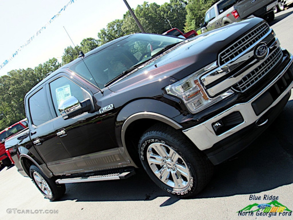 2019 F150 Lariat SuperCrew 4x4 - Magma Red / Light Camel photo #34