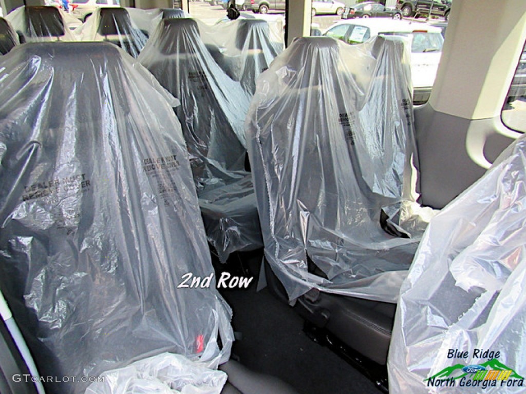2019 Transit Passenger Wagon XLT 350 HR Long - Oxford White / Charcoal black photo #17