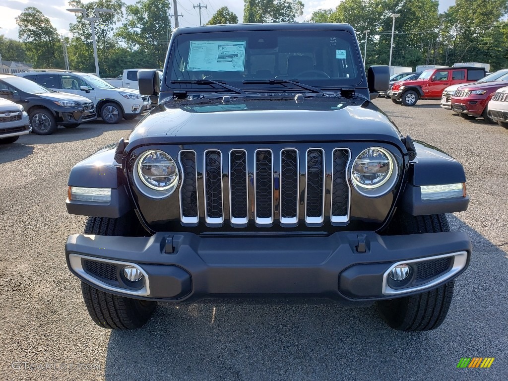 2020 Gladiator Overland 4x4 - Black / Black photo #2