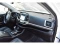 2018 Blizzard White Pearl Toyota Highlander SE AWD  photo #17