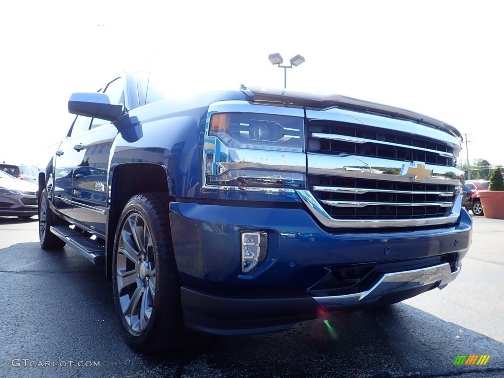 2017 Silverado 1500 High Country Crew Cab 4x4 - Deep Ocean Blue Metallic / High Country Jet Black/Medium Ash Gray photo #11