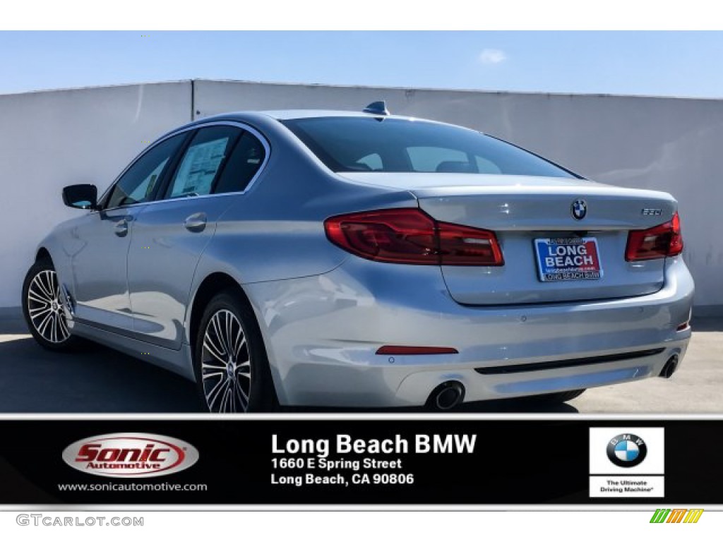 2019 5 Series 530i Sedan - Glacier Silver Metallic / Black photo #2