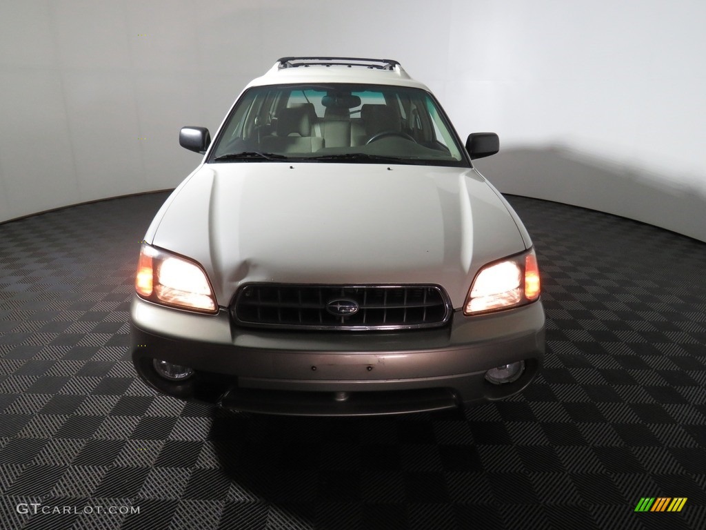 2003 Outback Wagon - White Frost Pearl / Gray photo #4