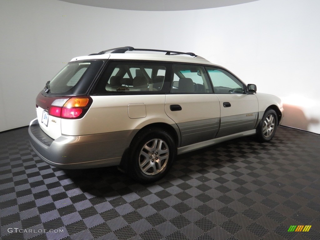 2003 Outback Wagon - White Frost Pearl / Gray photo #13